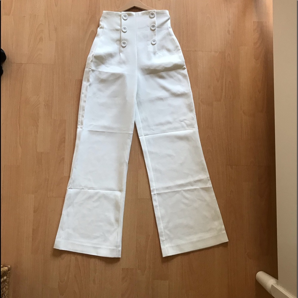 Brand new white wide leg pants (high waisted)